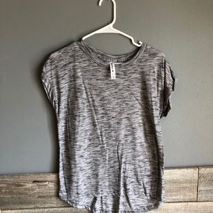 Gray tee